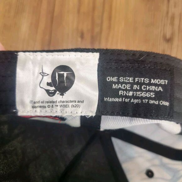 Stephen Kings IT Pennywise Big Face Snapback Hat Cap Black Green Movie Horror - Picture 10 of 10